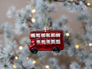 Hovedbilde Juleoppheng – R&oslash;d buss 