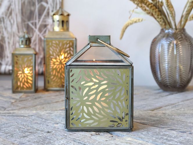 Hovedbilde Lykt messing med blomster dekor 