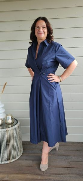 Pia dess - bl&aring; skjortekjole